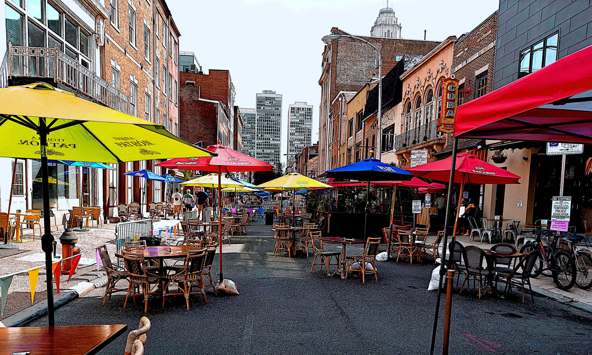 A picture of streeteries in Philadelphia on 2nd Street, as part of this article on new Philly outdoor dining rules in 2023